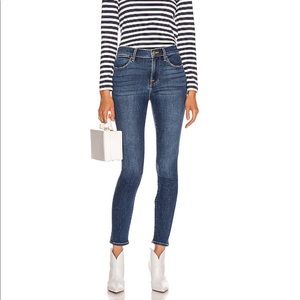 💙👖NWT FRAME Le High Skinny in Cortland👖💙